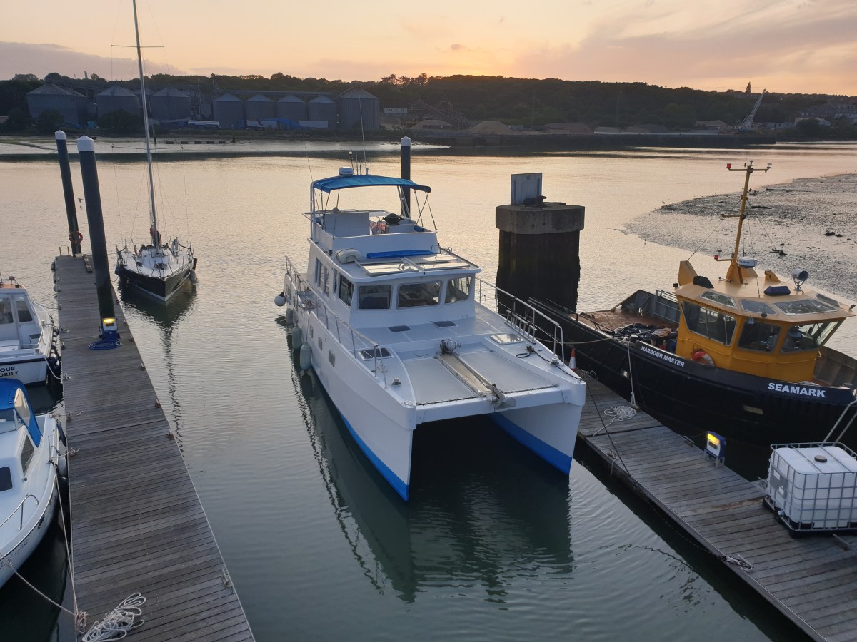 An Itty-Bitty Grub Screw Nearly Sank Blu&nbsp;Emu!