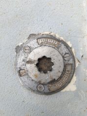 STBD fuel filler cap siezed.jpg